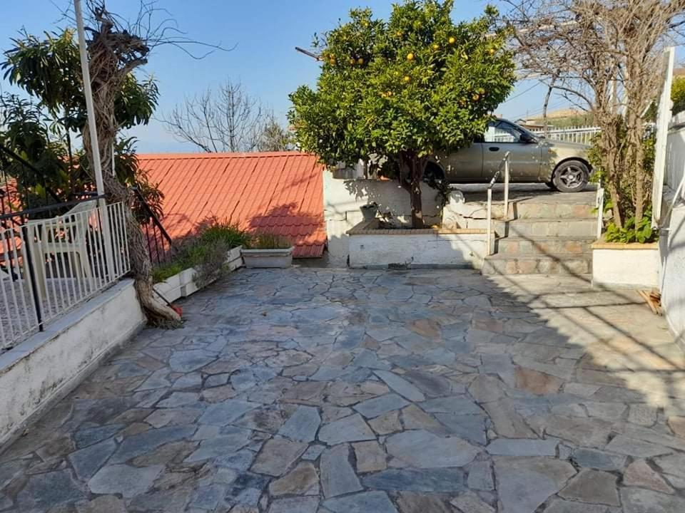 Vacation House Dionysia Villa Aigio Esterno foto